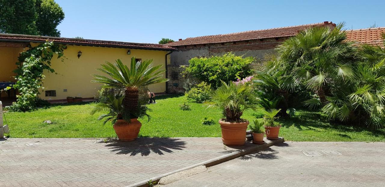 Villa Liberty il Lauro Bed&Breakfast Pisa Esterno foto