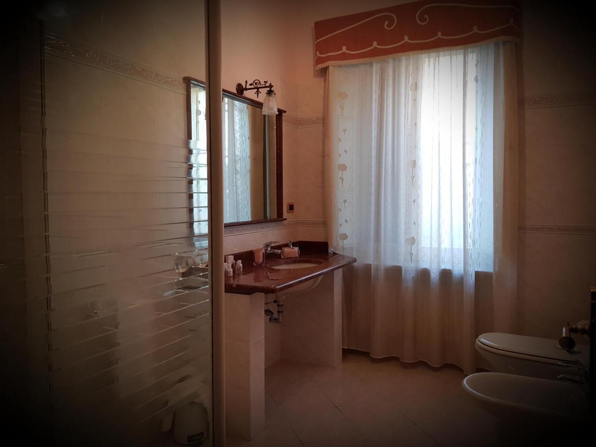 Villa Liberty il Lauro Bed&Breakfast Pisa Esterno foto